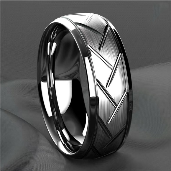 New Mens Stainless Steel (Titanium Fake) Silver Simple Fashion Ring (Tire Track) - Picture 1 of 6
